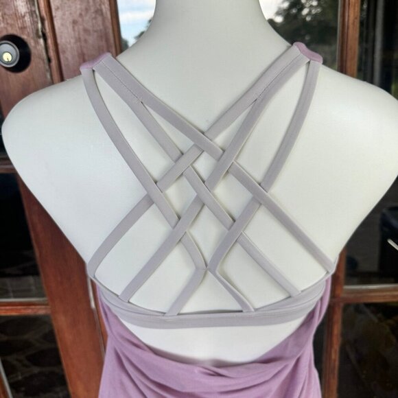 Lululemon Slay the Studio 2 in 1 Sz 4 - Picture 8 of 8